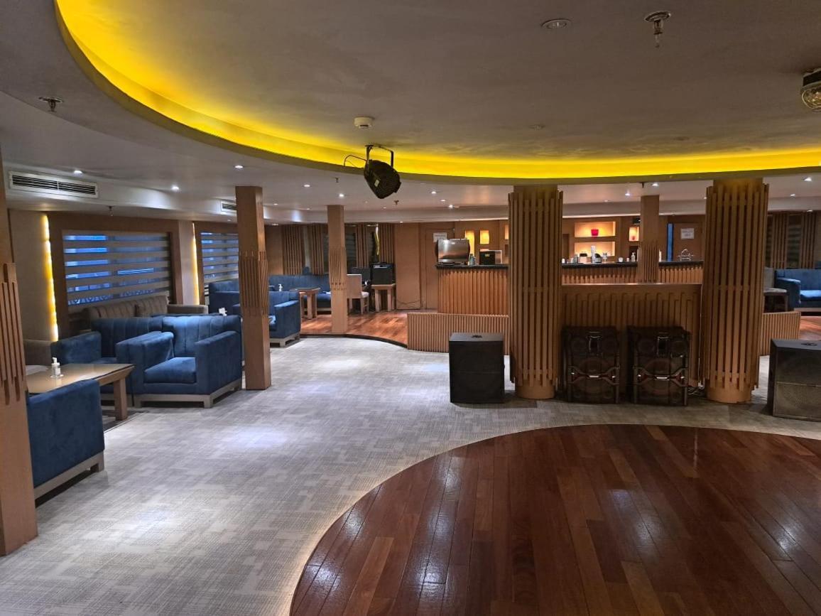 Hotel Five Star Nile Cruise From Aswan To Luxor Exterior foto