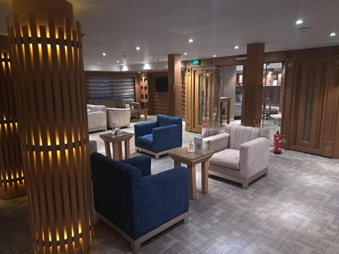 Hotel Five Star Nile Cruise From Aswan To Luxor Exterior foto